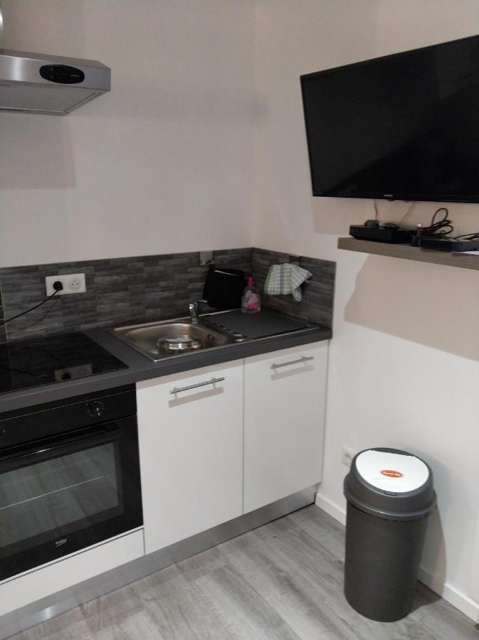 Studio Baccarat Extérieur photo